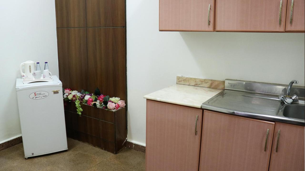 Al Farhan Hotel Suites Riyadh Ngoại thất bức ảnh