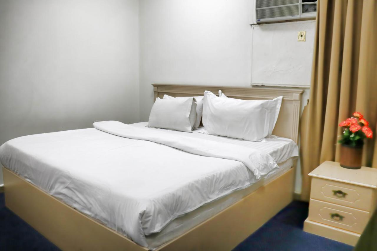 Al Farhan Hotel Suites Riyadh Ngoại thất bức ảnh